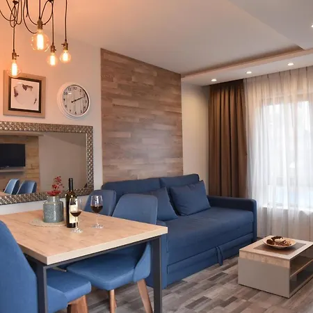 アパート Milmari Premier 46 *