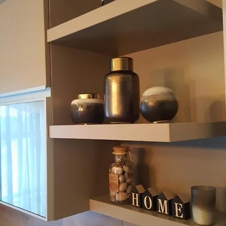 Milmari Premier 46 *