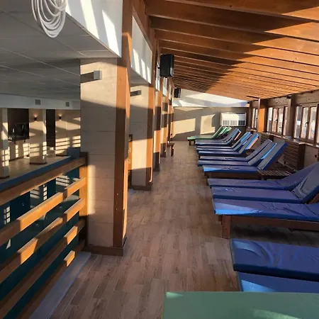 Milmari Premier 46 アパート *