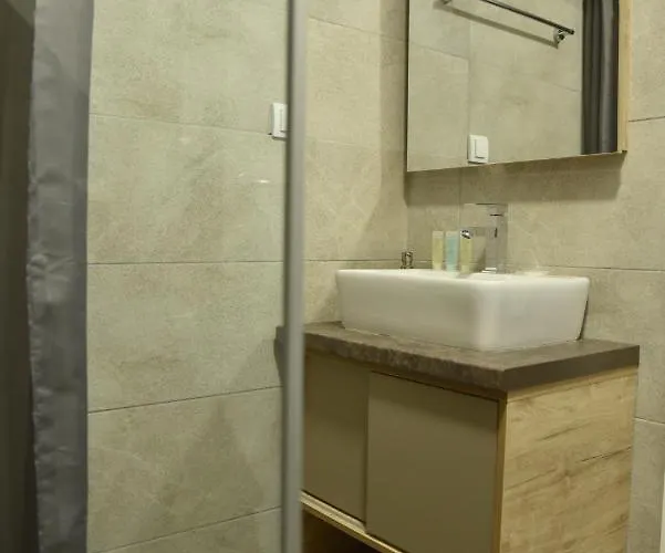 Milmari Premier 46 * Κοπαόνικ