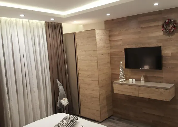 Milmari Premier 46 *