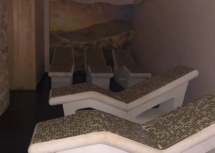 Milmari Premier 46 *